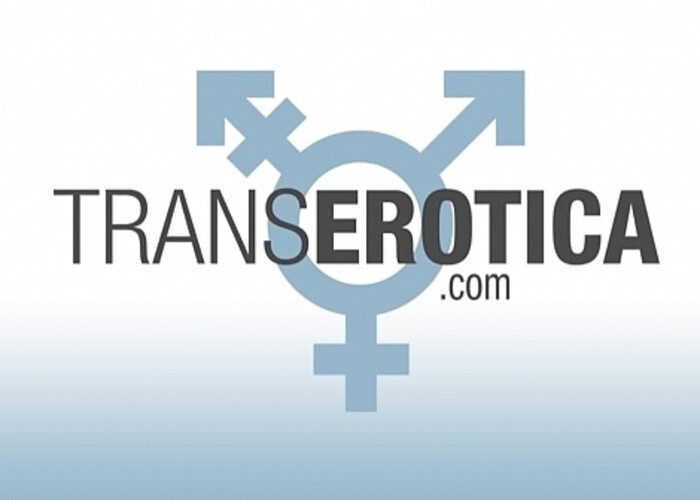 Solo Babe Dildo Fucks In Jacuzzi