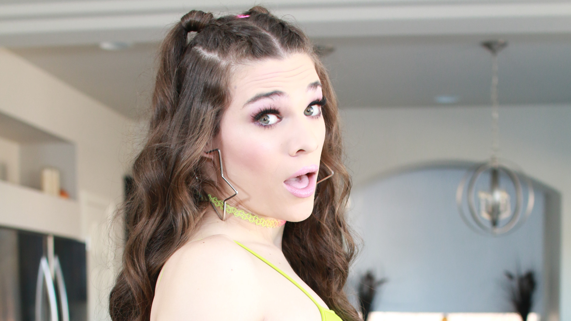 Confessions With Jessy Bells