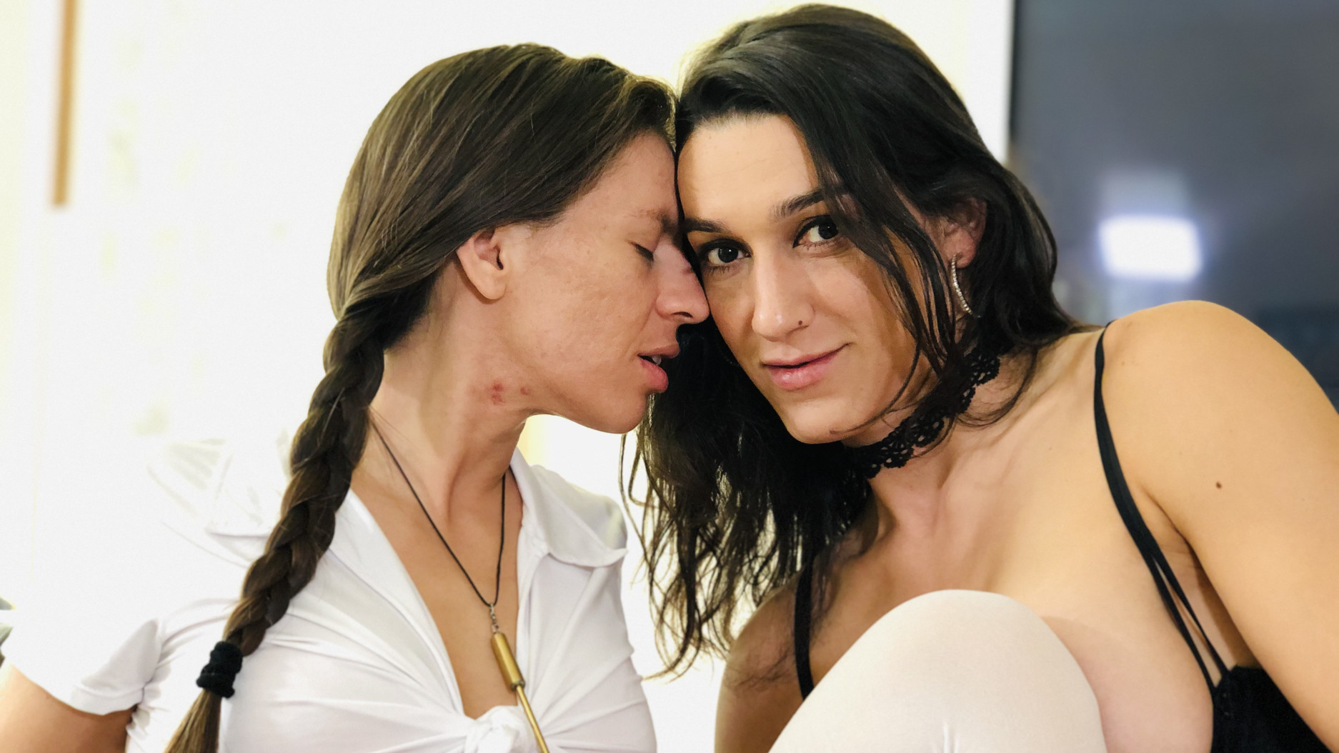 Babe Takes Full Load Of Babe's Cock